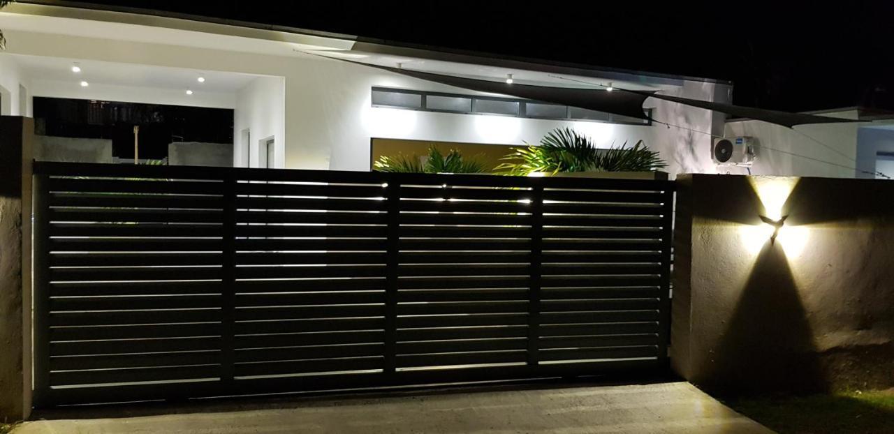 Palm Villas Sainte-Anne  Exteriér fotografie